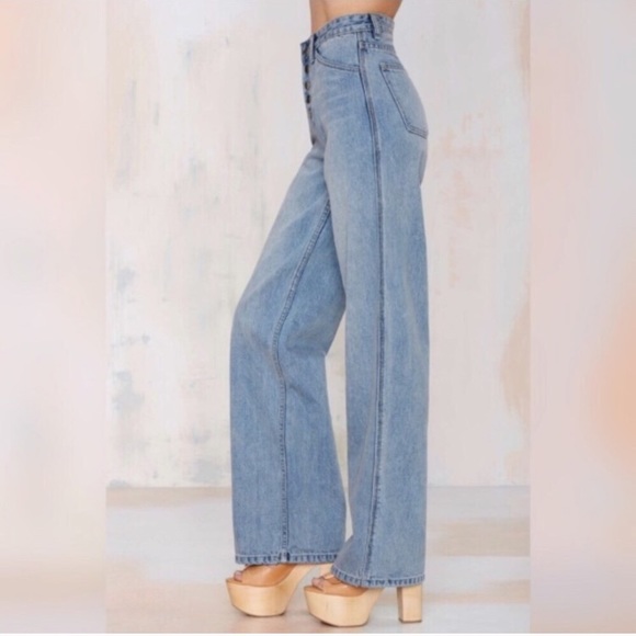 NWT Nasty Gal Exposed Button Fly Flare Jeans - Picture 5 of 6